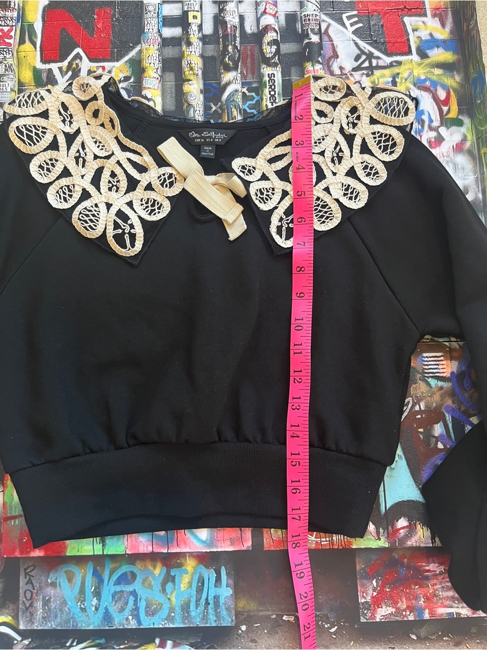 Miss Selfridge Adorable Black Cropped Sweatshirt with Cream Lace Collar - Picture 5 of 11